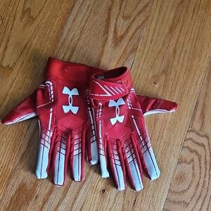 Under Armour Dynamic Red and White Football Sports Gloves